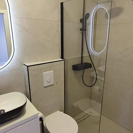 J'adore - Free Parking Appartement *